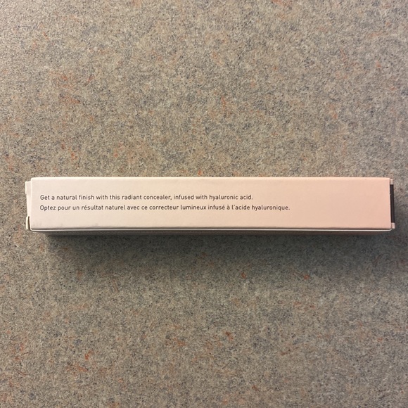 Morphe Filter Effect Soft Radiance Concealer - Picture 3 of 6